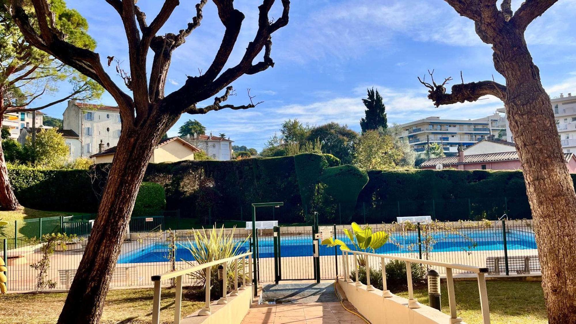 L'Azur - Apt De Standing - Piscine - Parking Le Cannet Exteriér fotografie
